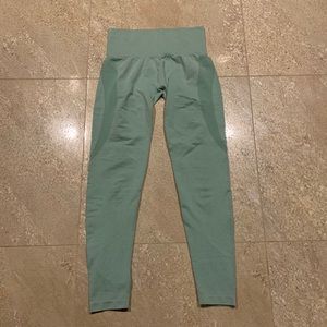 NVGTN sage green contour seamless leggings
